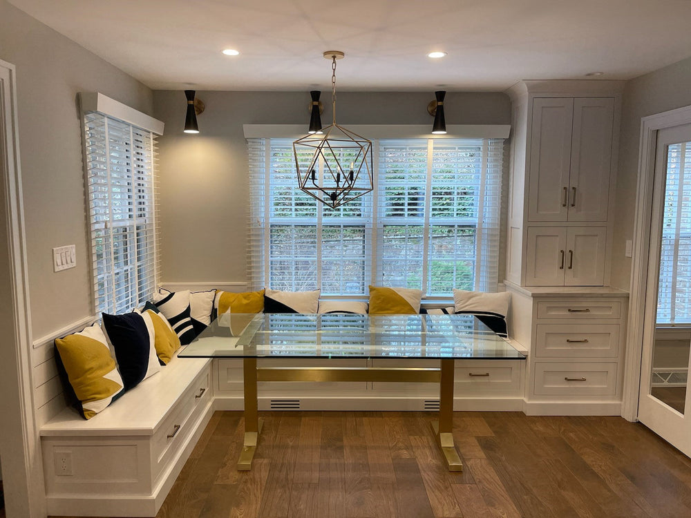 GET ELEGANTITY AT HOME WITH BRASS TABLE LEGS !