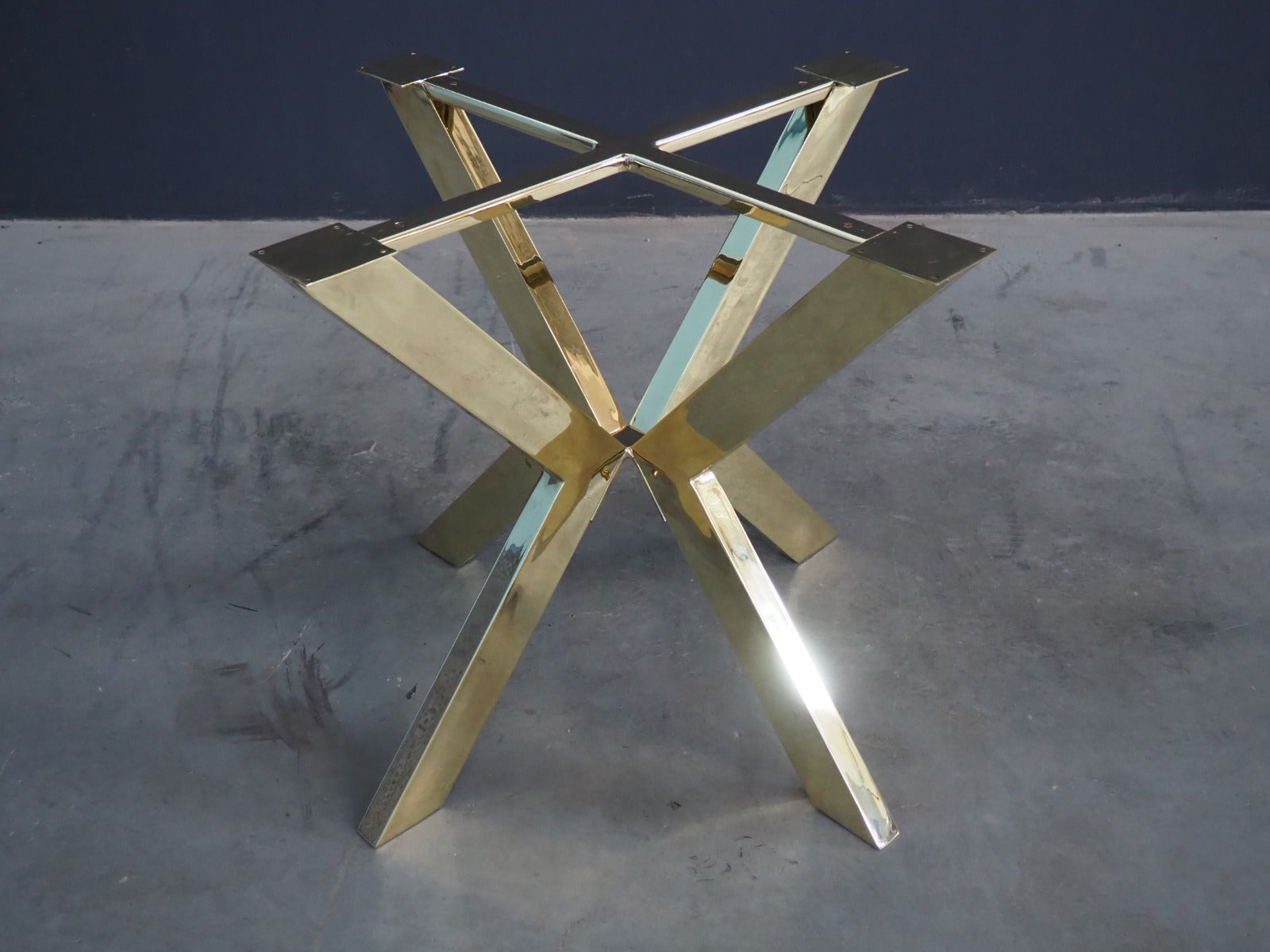 Metal Table Base  | TUG Dining Table Base  | 28" Tug 42" Round Table Base