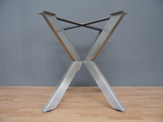 28" Tug 28" Round Stainless Steel Dining Table Base