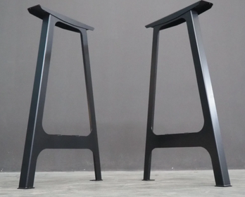 Transform your bar-height table with our exclusive metal legs, uniquely designed for reclaimed wood. Elevate your space with a perfect blend of durability and style, crafted to enhance your furniture