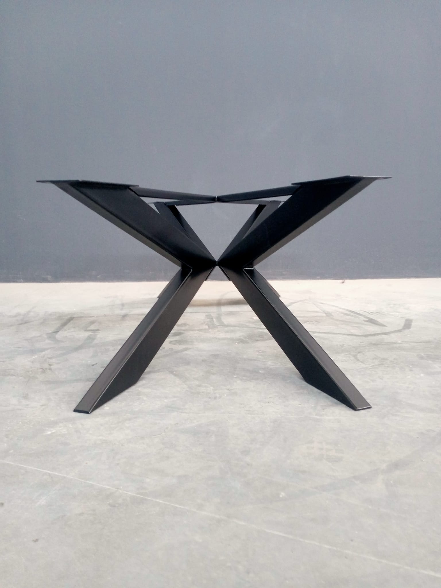 Modern Metal Coffee Table Base |STEEL  TUG 18