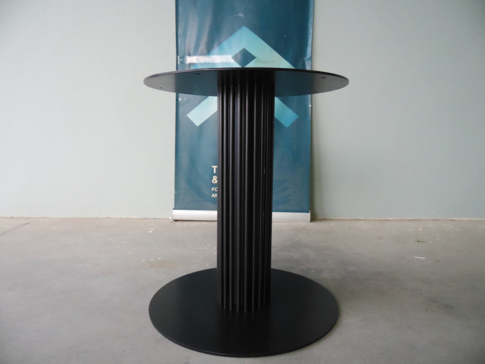 Metal Table Pedestal Base , 28” Height x 24” Base Round | DIZDAR