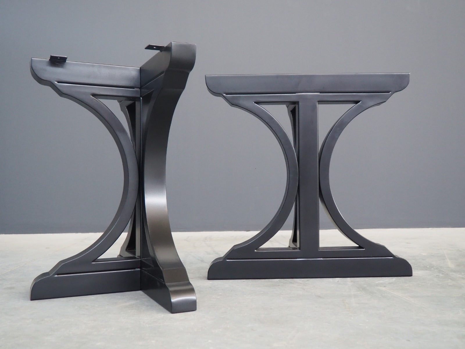 T-Shaped Farmhouse Trestle Curved Edge Table Legs | REY