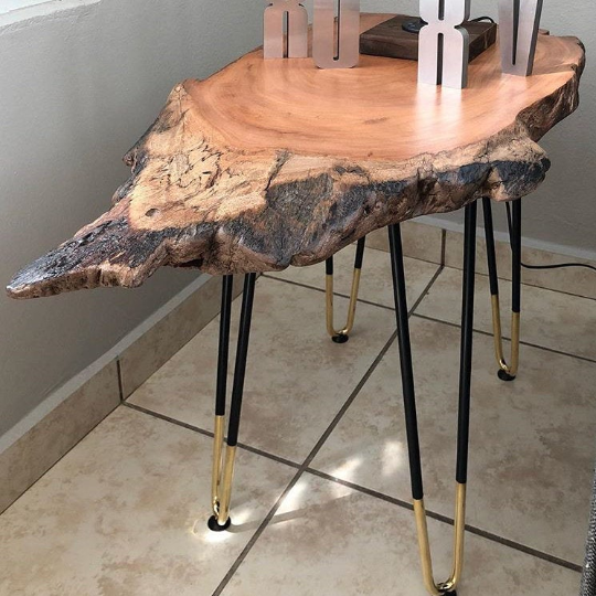 coffee table with gold hairpin legs 