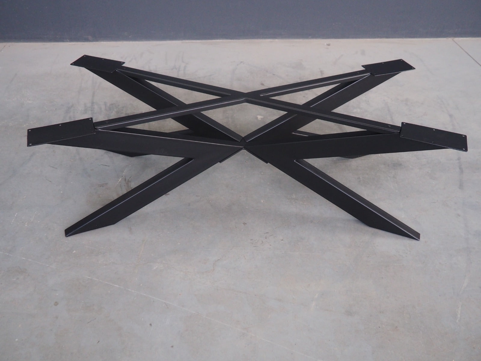 Modern Metal Coffee Table Base |STEEL  TUG 18