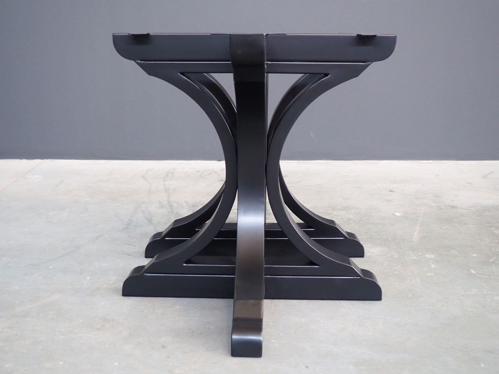 T-Shaped Farmhouse Trestle Curved Edge Table Legs | REY